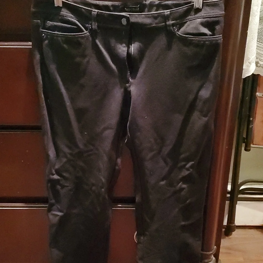 Pants - Picture 3 of 6